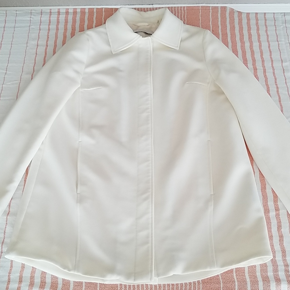 T Tahari Petite M Cream Long Jacket